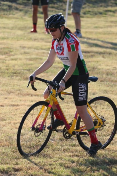 Before I ate shit. Please note the awesome pink duct tape on the front fork that's holding my cabling in place.